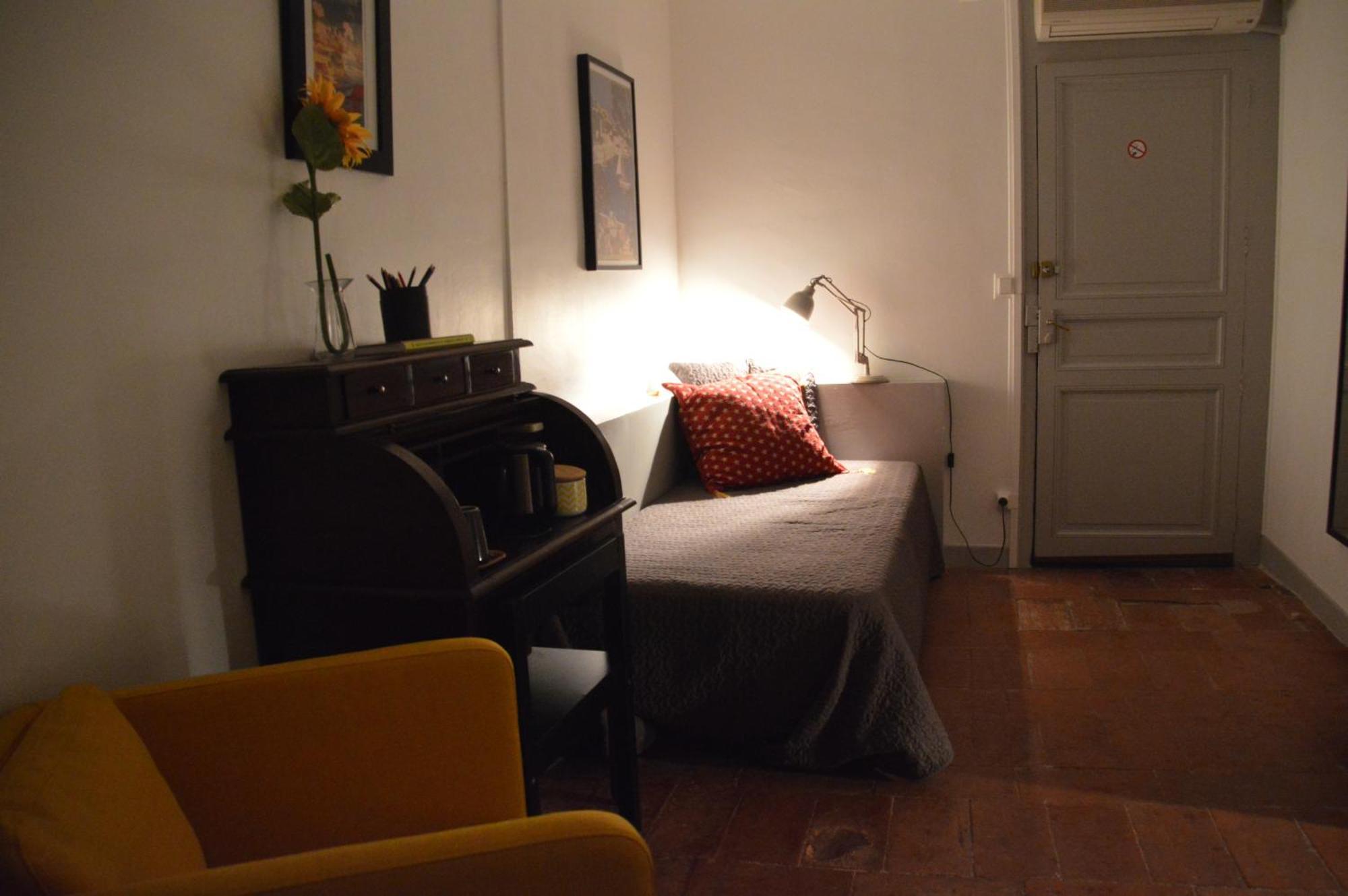 Le Voyageur - Chambres D'Hotes Olonzac Bilik gambar